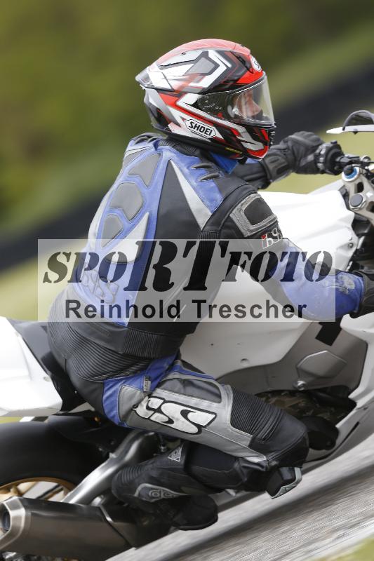 /Archiv-2024/13 22.04.2024 Plüss Moto Sport ADR/Freies Fahren/45